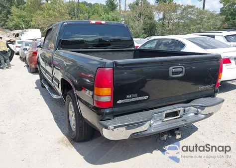2002 Chevrolet Silverado 1500 Ls z USA, uszkodzony, nr VIN 2GCEK19T821147273